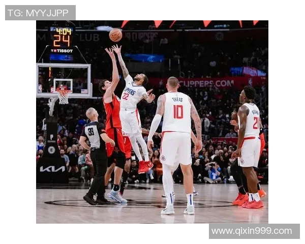 黄蜂队与猛龙队三球对决精彩回顾与精彩瞬间分析